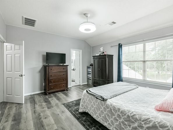 1604 Redbud Grove Ct Court, Conroe TX 77301