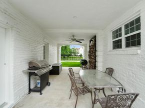 3222 Oakmont Street, Houston TX 77021