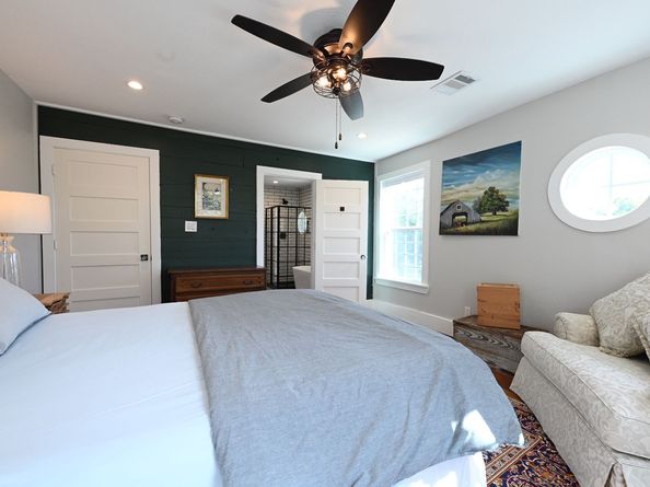 3222 Oakmont Street, Houston TX 77021