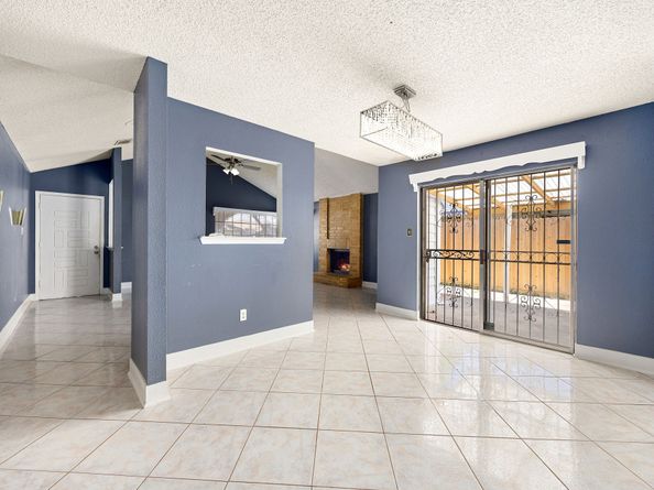 5831 Longforest Drive, Houston TX 77088