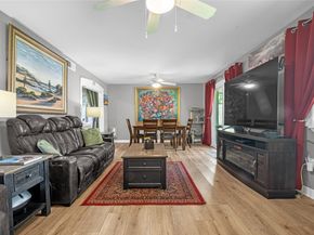 1947 Richvale Lane, Houston TX 77062