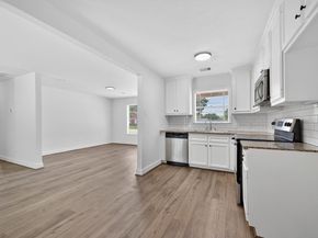 7023 Crestmont Street, Houston TX 77033