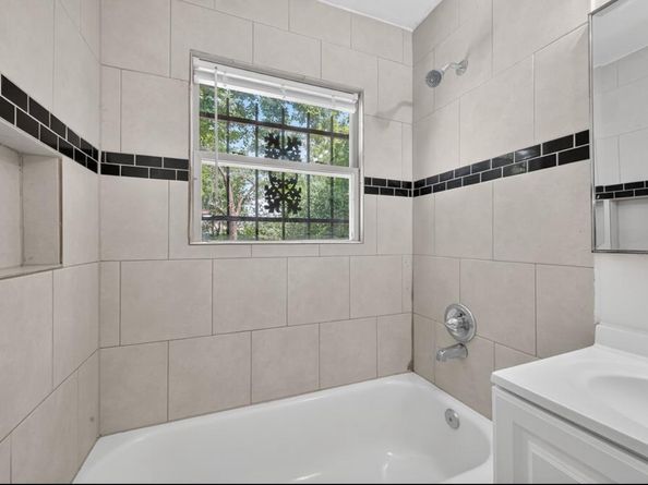 7023 Crestmont Street, Houston TX 77033