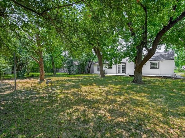 7023 Crestmont Street, Houston TX 77033