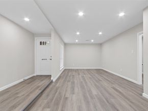 8826 Tanager Street, Houston TX 77036