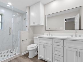 8826 Tanager Street, Houston TX 77036