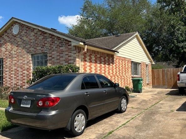 9507 Wellsworth Drive, Houston TX 77083