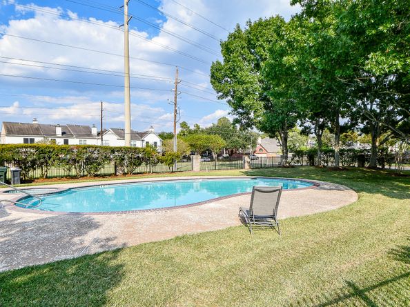 2930 Grants Lake Boulevard 407, Sugar Land TX 77479