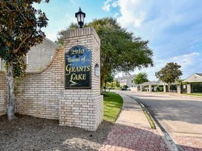 2930 Grants Lake Boulevard 407, Sugar Land TX 77479