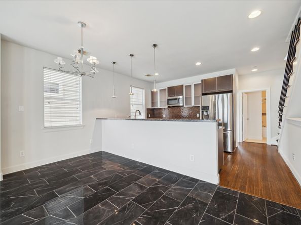 3041 Clinton Drive, Houston TX 77020