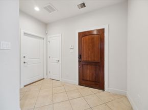 3041 Clinton Drive, Houston TX 77020