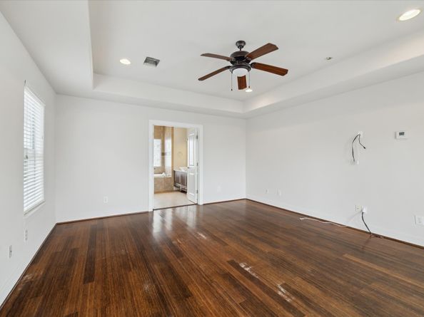 3041 Clinton Drive, Houston TX 77020