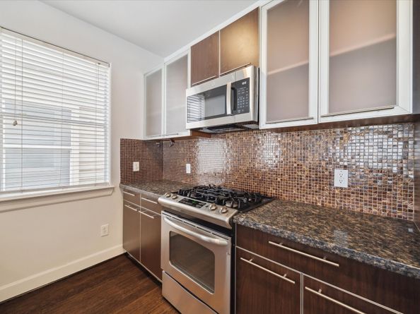 3041 Clinton Drive, Houston TX 77020