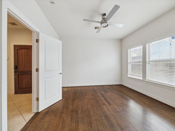 3041 Clinton Drive, Houston TX 77020