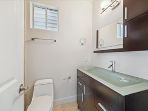 3041 Clinton Drive, Houston TX 77020