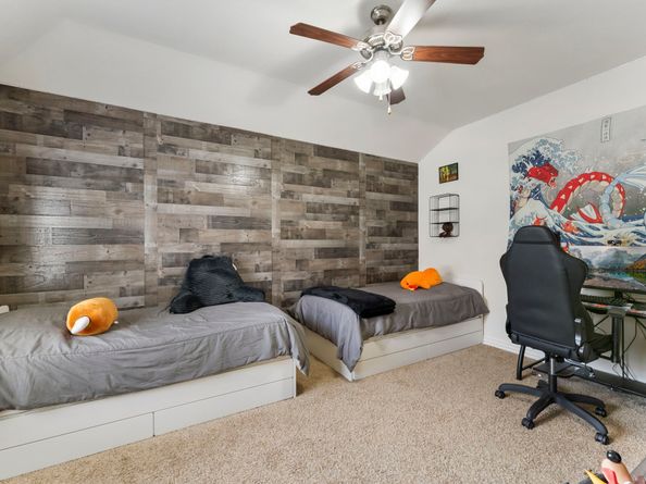 27 Medley Lane, The Woodlands TX 77382