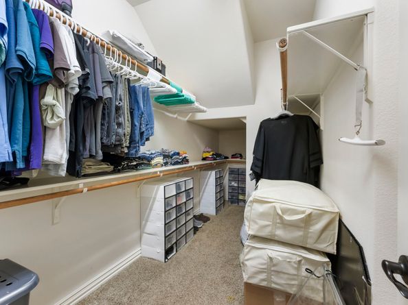 27 Medley Lane, The Woodlands TX 77382