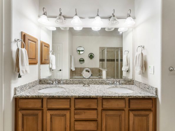 27 Medley Lane, The Woodlands TX 77382