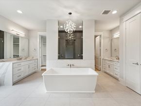 1261 Wakefield Drive, Houston TX 77018