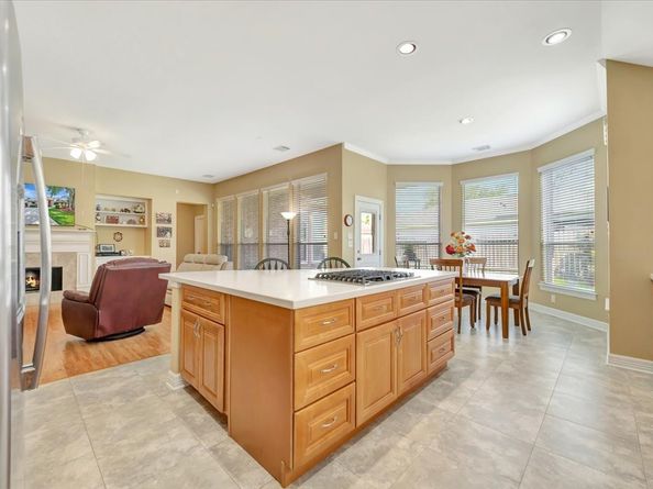 3123 Autumn Leaf Drive, Friendswood TX 77546