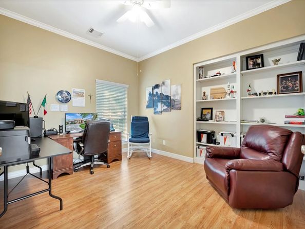 3123 Autumn Leaf Drive, Friendswood TX 77546