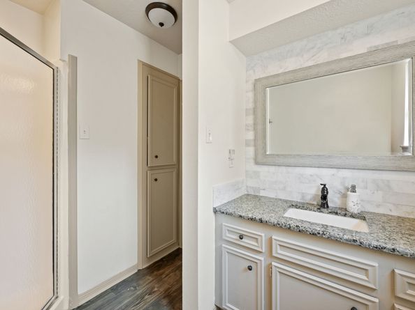 12106 Cypresswood Drive, Houston TX 77070