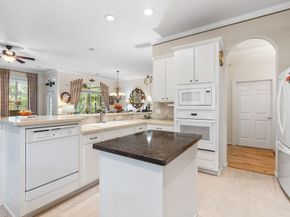 30 W Windsor Hills Circle, Conroe TX 77384