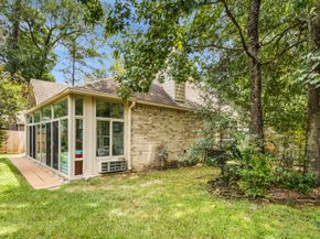 30 W Windsor Hills Circle, Conroe TX 77384