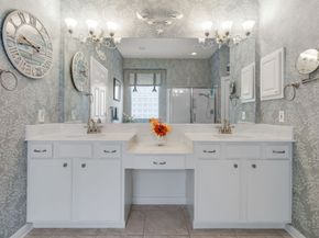 30 W Windsor Hills Circle, Conroe TX 77384