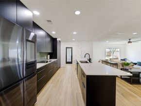 1718 Capstan Road, Houston TX 77062