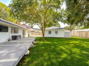 1718 Capstan Road, Houston TX 77062
