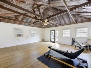 1718 Capstan Road, Houston TX 77062