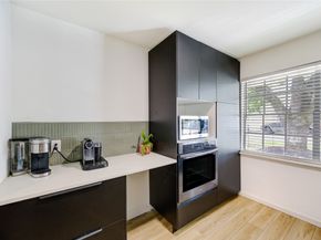 1718 Capstan Road, Houston TX 77062