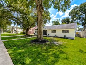 1718 Capstan Road, Houston TX 77062