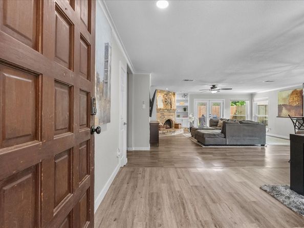 16239 Brookford Drive, Houston TX 77059