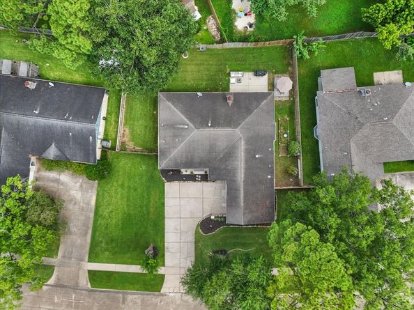 16239 Brookford Drive, Houston TX 77059