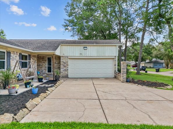 16239 Brookford Drive, Houston TX 77059