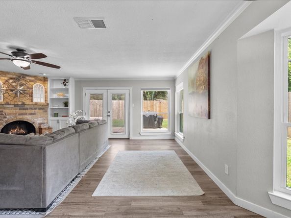 16239 Brookford Drive, Houston TX 77059