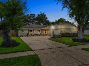 16239 Brookford Drive, Houston TX 77059