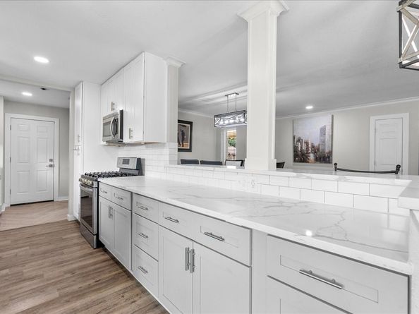 16239 Brookford Drive, Houston TX 77059