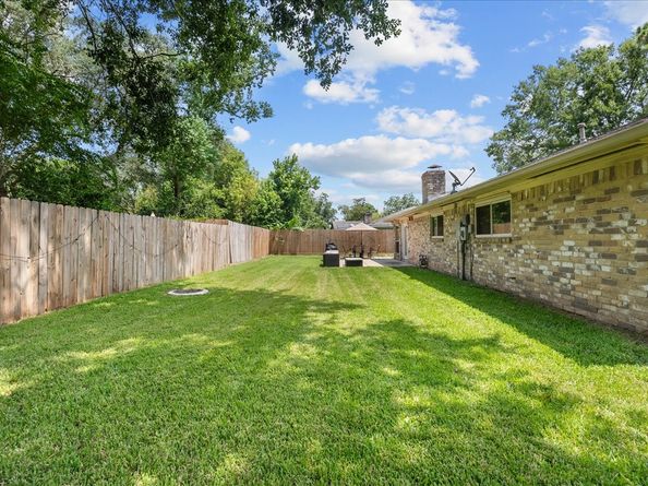 16239 Brookford Drive, Houston TX 77059