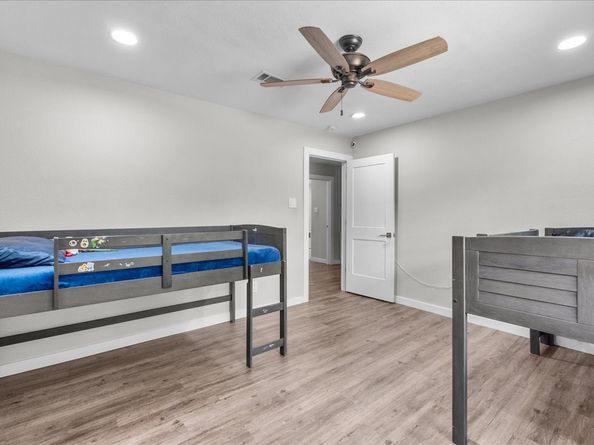 16239 Brookford Drive, Houston TX 77059