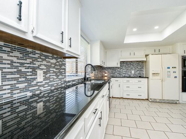 3031 Shawnee Drive, Sugar Land TX 77479