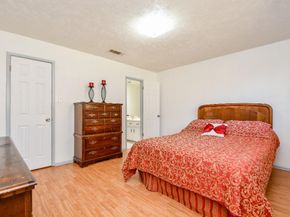 3031 Shawnee Drive, Sugar Land TX 77479
