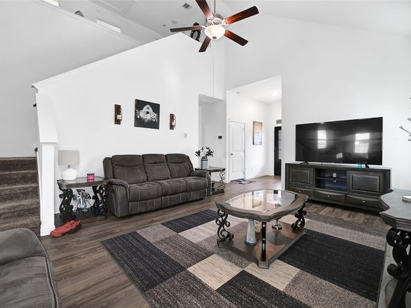 20222 Creekdale Bend Drive, Cypress TX 77433