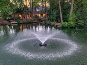 54 Patti Lynn Lane, Houston TX 77024