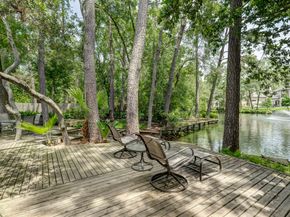 54 Patti Lynn Lane, Houston TX 77024