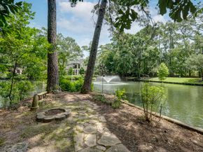 54 Patti Lynn Lane, Houston TX 77024