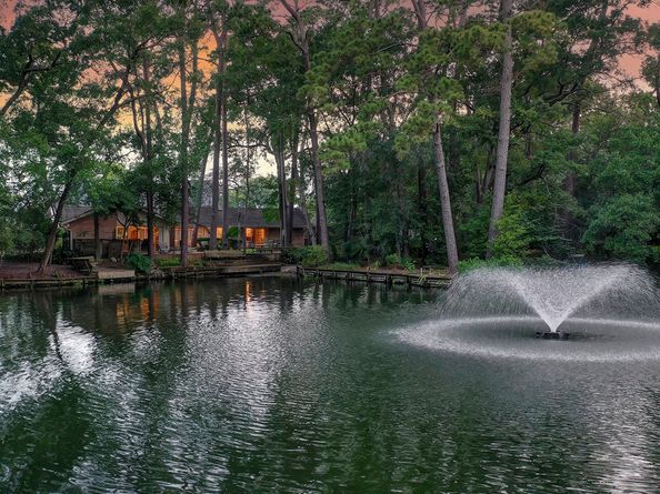 54 Patti Lynn Lane, Houston TX 77024