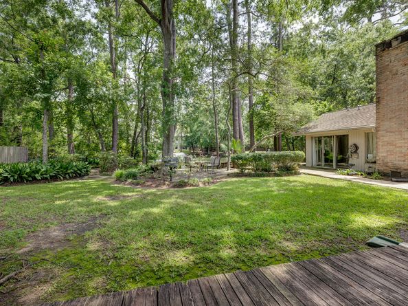 54 Patti Lynn Lane, Houston TX 77024